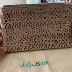 Stella and Dot clutch/wallet